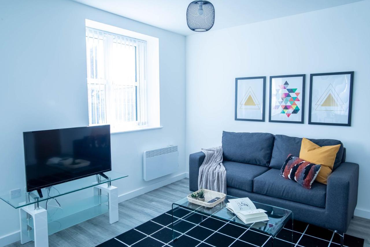 Luxury Apartments Available Next To Train Station - The Wallgate Apartments Wigan - Free Parking المظهر الخارجي الصورة