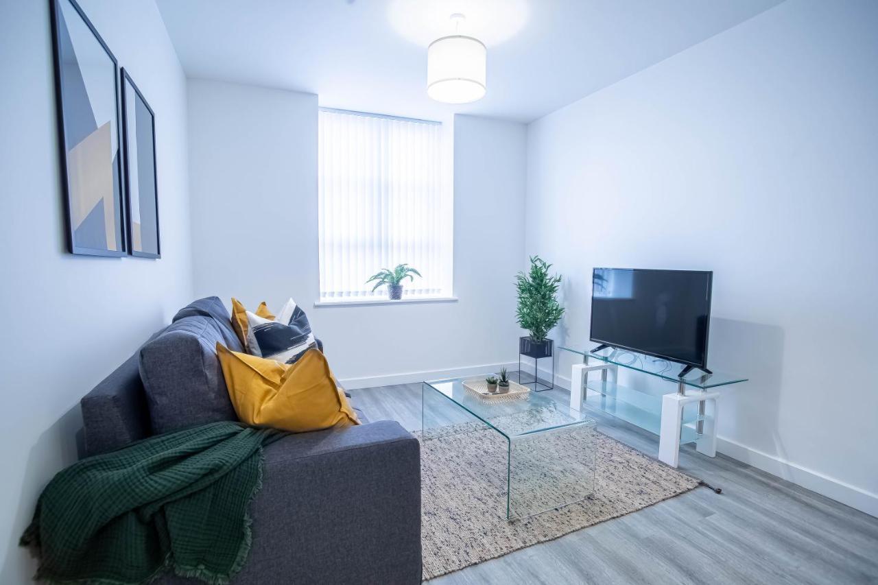 Luxury Apartments Available Next To Train Station - The Wallgate Apartments Wigan - Free Parking المظهر الخارجي الصورة