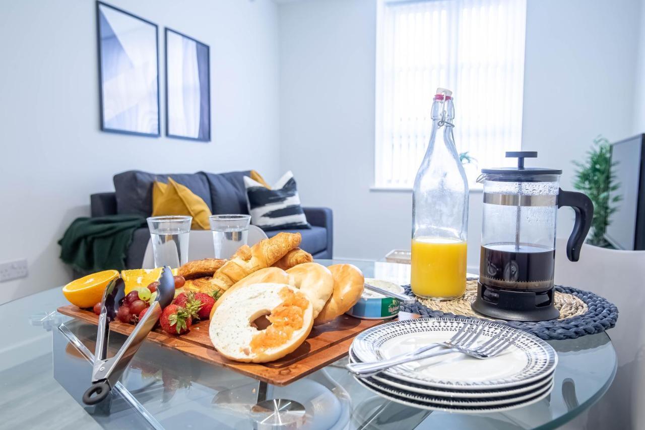 Luxury Apartments Available Next To Train Station - The Wallgate Apartments Wigan - Free Parking المظهر الخارجي الصورة