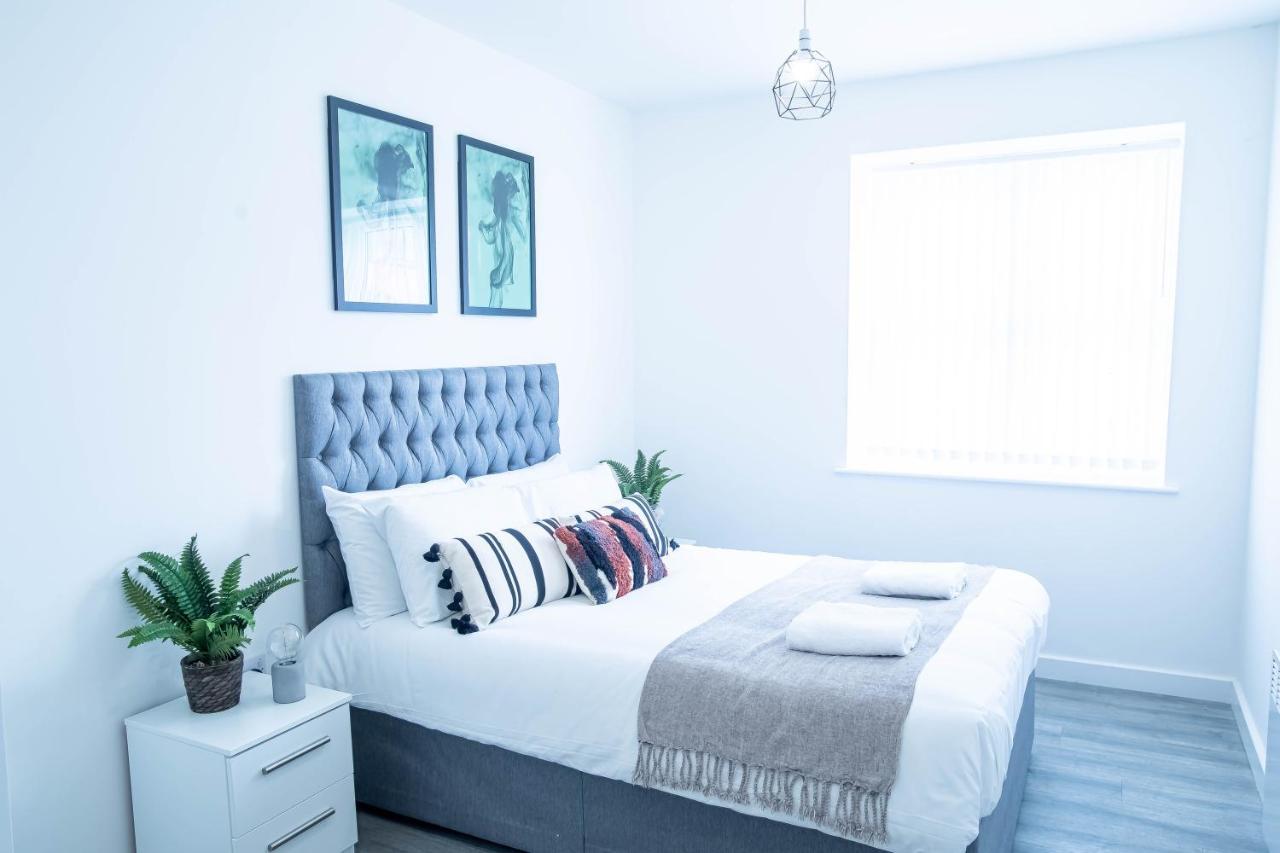 Luxury Apartments Available Next To Train Station - The Wallgate Apartments Wigan - Free Parking المظهر الخارجي الصورة