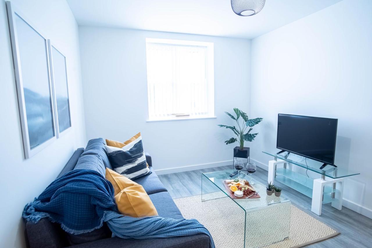 Luxury Apartments Available Next To Train Station - The Wallgate Apartments Wigan - Free Parking المظهر الخارجي الصورة