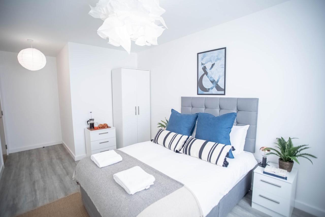 Luxury Apartments Available Next To Train Station - The Wallgate Apartments Wigan - Free Parking المظهر الخارجي الصورة
