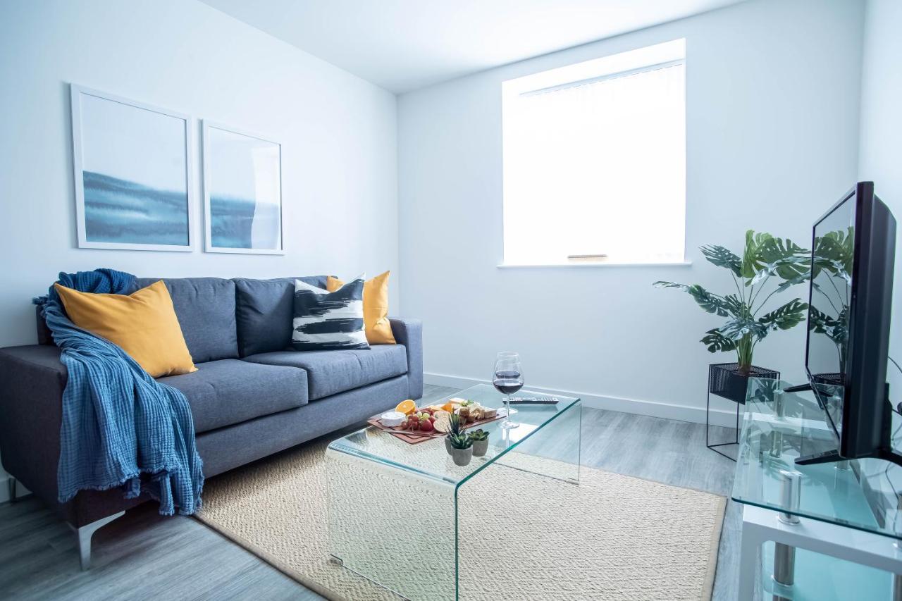 Luxury Apartments Available Next To Train Station - The Wallgate Apartments Wigan - Free Parking المظهر الخارجي الصورة